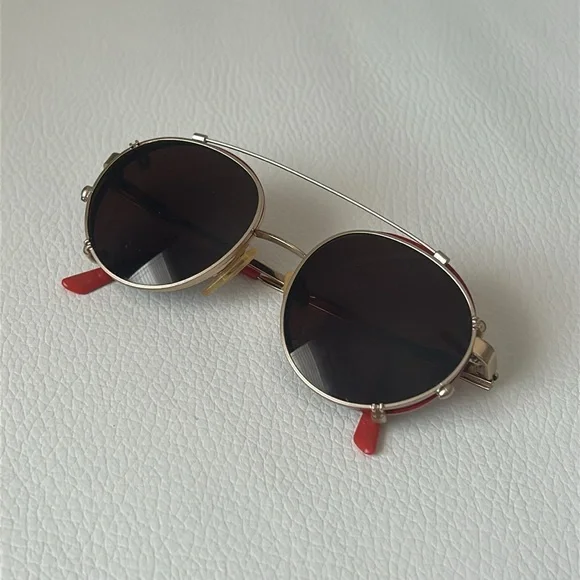 NEW. Round Red Retro Frame - Picture 6 of 15